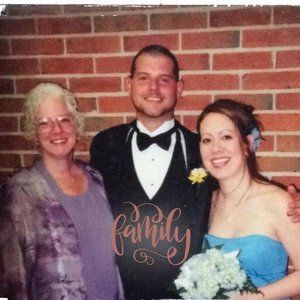 Meet your Posher, Saundra